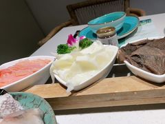 -墨居上隐·院子里火锅(峨眉店)