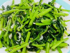 -崴海渔村(虹梅路店)