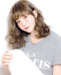 -明洞造型精品烫染