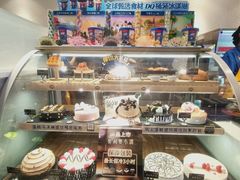 零售区-DQ·蛋糕·冰淇淋(三亚青春颂店)