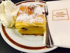 -Cafe Sacher(WIEN)