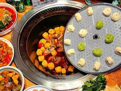 -山河屯铁锅炖·非遗东北菜(南山店)