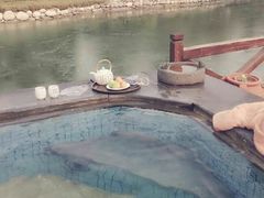-芭东小镇温泉