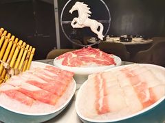 -无界釜·河豚鱼汤锅(红山动物园店)