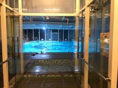 -深圳富苑皇冠假日套房酒店