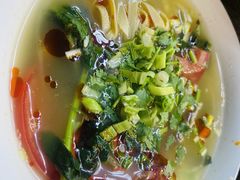 -马克力木手抓炕锅烤羊肉(盐湖一小区店)