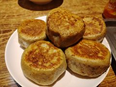 -清真吴记门钉肉饼·喜多利