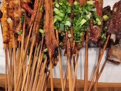 -陈员外正宗夹江烧烤(广福路店)