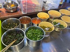 -丽丽三鲜螺蛳粉(田林路店)