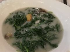 -围龙屋客家食府(福田店)