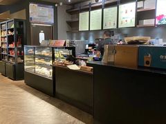 -星巴克臻选(南京金茂览秀城店)