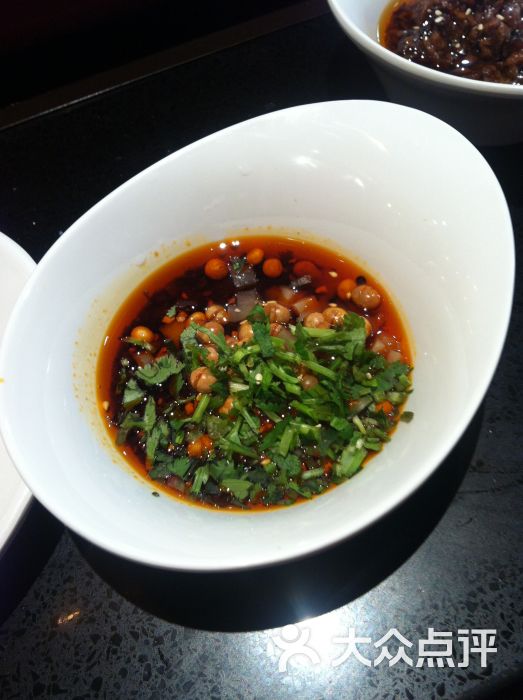 新辣道鱼火锅(百联滨江店)梭边鱼特色蘸料图片 - 第209张