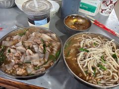 -正宗杨记普洱酸醋米线(总店)