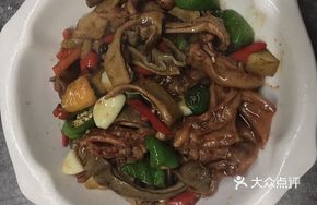 Pork Tripe and Duck Feet Stew