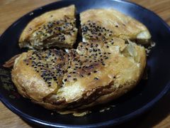 牛肉锅盔-青石桥老瓦房肥肠粉总店(青石桥总店)