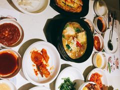 锅仔牛肉汤-本家韩国烤肉(青岛万象城店)