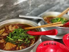 -铁锅哥米线