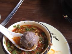 -乡土黄·鲜牛肉火锅·小龙虾(兴业街店)