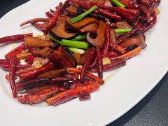 -新天明砂锅鱼头煲