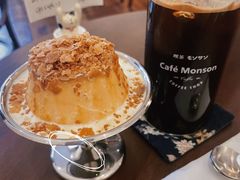 -Café Monson