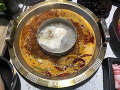 -炙爱鮮貨火锅(中东砂之船店)