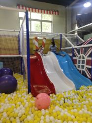 -开心哈乐亲子乐园(东森时尚百货店)