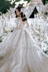 -欣薇婚纱(新源乐汇城店)