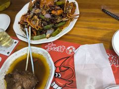 -李双猪·小龙虾·烧烤·羊肉煲(乐山店)