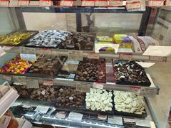 零售区-百年义利(朝内南小街店)