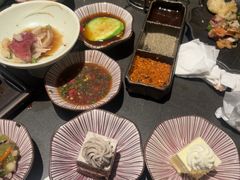 -铭牛烧肉·和牛海鲜自助(高新月牙湖店)