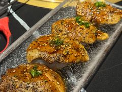 -山川小町·极番烧肉(新地假日广场店)