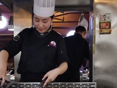 -利昂法式铁板主题餐厅(新奥购物中心店)