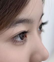 -爱美睫美甲会馆