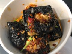 -黑色经典臭豆腐·湖南特产(步行街店)