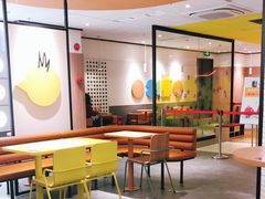 大堂-麦当劳(百联西郊购物中心店)