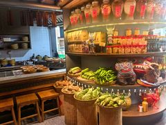 -吃饭皇帝大土家民族菜(荟聚店)