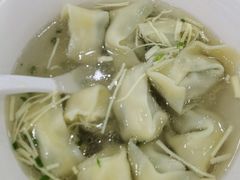 荠菜鲜肉大馄饨-老盛兴汤包馆(大华二路店)