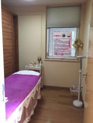 -爱美睫美甲会馆