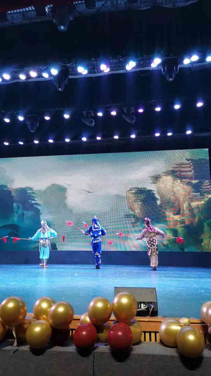 桃李梅大剧院-"很高兴中了大众点评的免费抢桃李梅大剧场《.