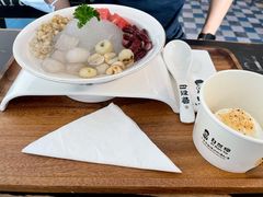 椰子水清补凉-自然椰·海南清补凉(明珠店)