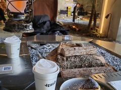 -J Create城市露营咖啡·简餐·宠物(上海动物园店)