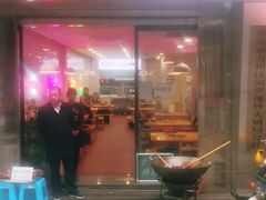 -新华书店(白岩路二巷店)