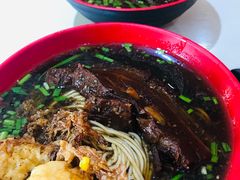 -小龙大肉面馆