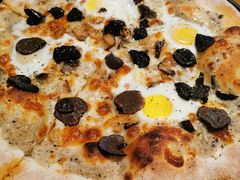 黑松露蘑菇pizza-MOMENTI手工意面(晶耀前滩店)
