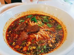 -李与白包子铺(桐梓林店)