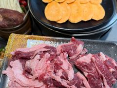 -啊美丽炭火烤肉(滑翔一店)