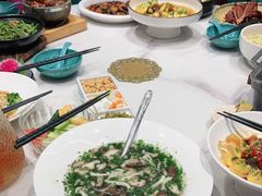 -荷塘秋月·本帮江浙菜(国权路店)