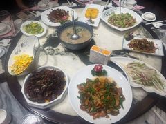 -蔼若春.传承三十年云南菜(金碧公园店)