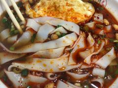 -覃肥叔桂林米粉(粮道街店)