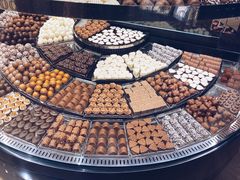 -Laderach 莱德拉(上海环贸iapm店)